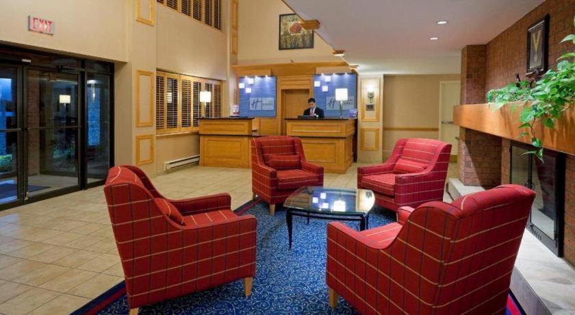 Holiday Inn Express Toronto East - Scarborough By Ihg Exterior photo
